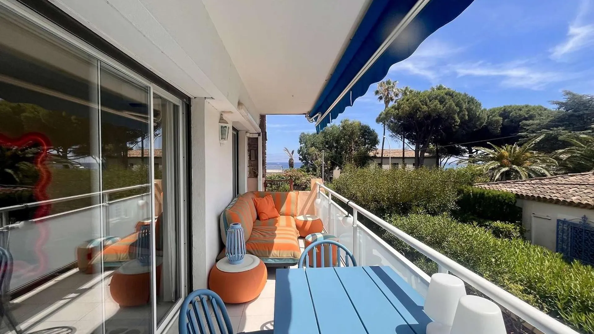 Appartement Renove 1 Chambre A Cavalaire, Proche Plage, Climatise Avec Parking - Fr-1-226B-107 0*, Cavalaire-sur-Mer